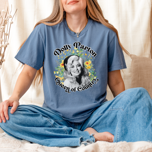 Dolly Parton "Queen of Country" Tee