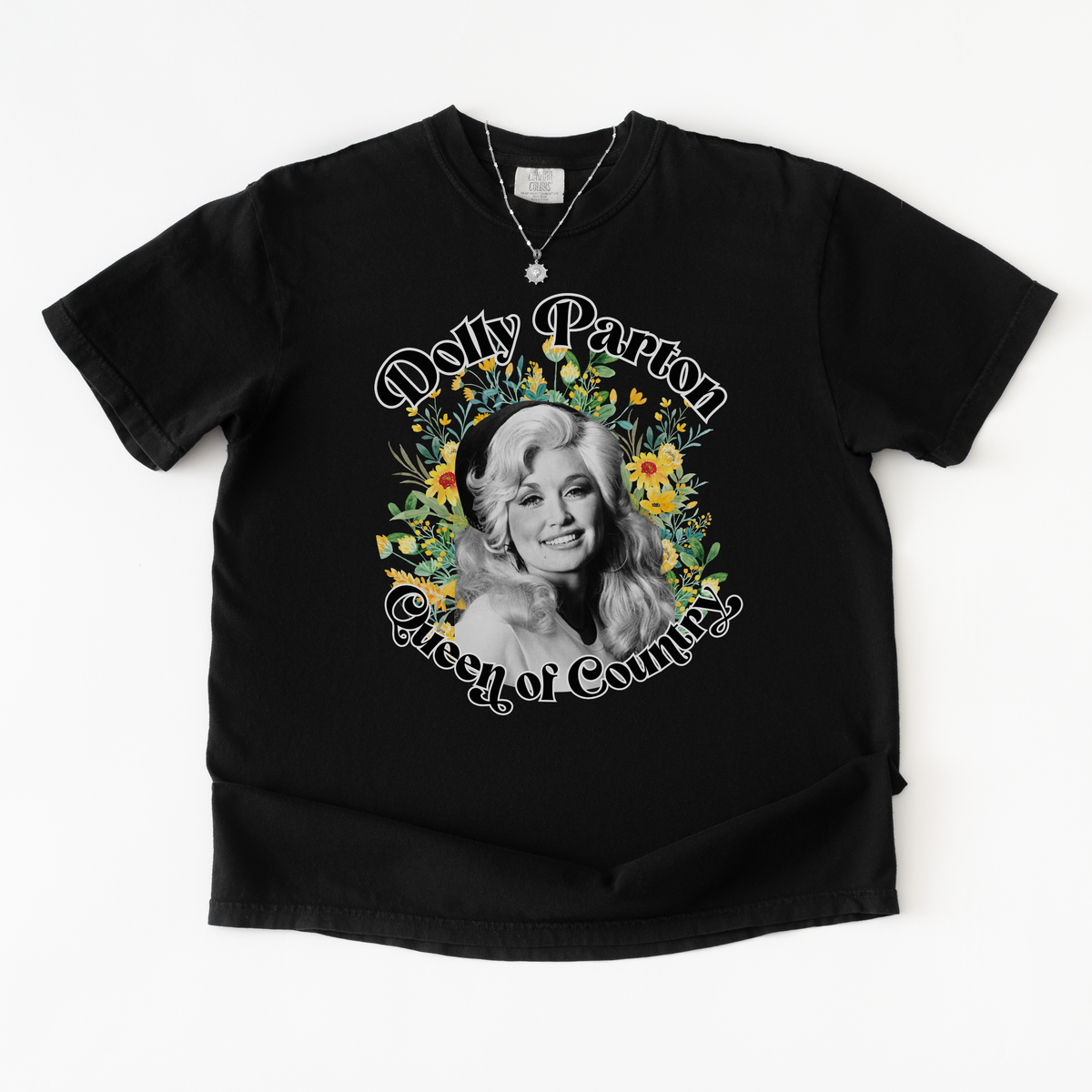 Dolly Parton "Queen of Country" Tee