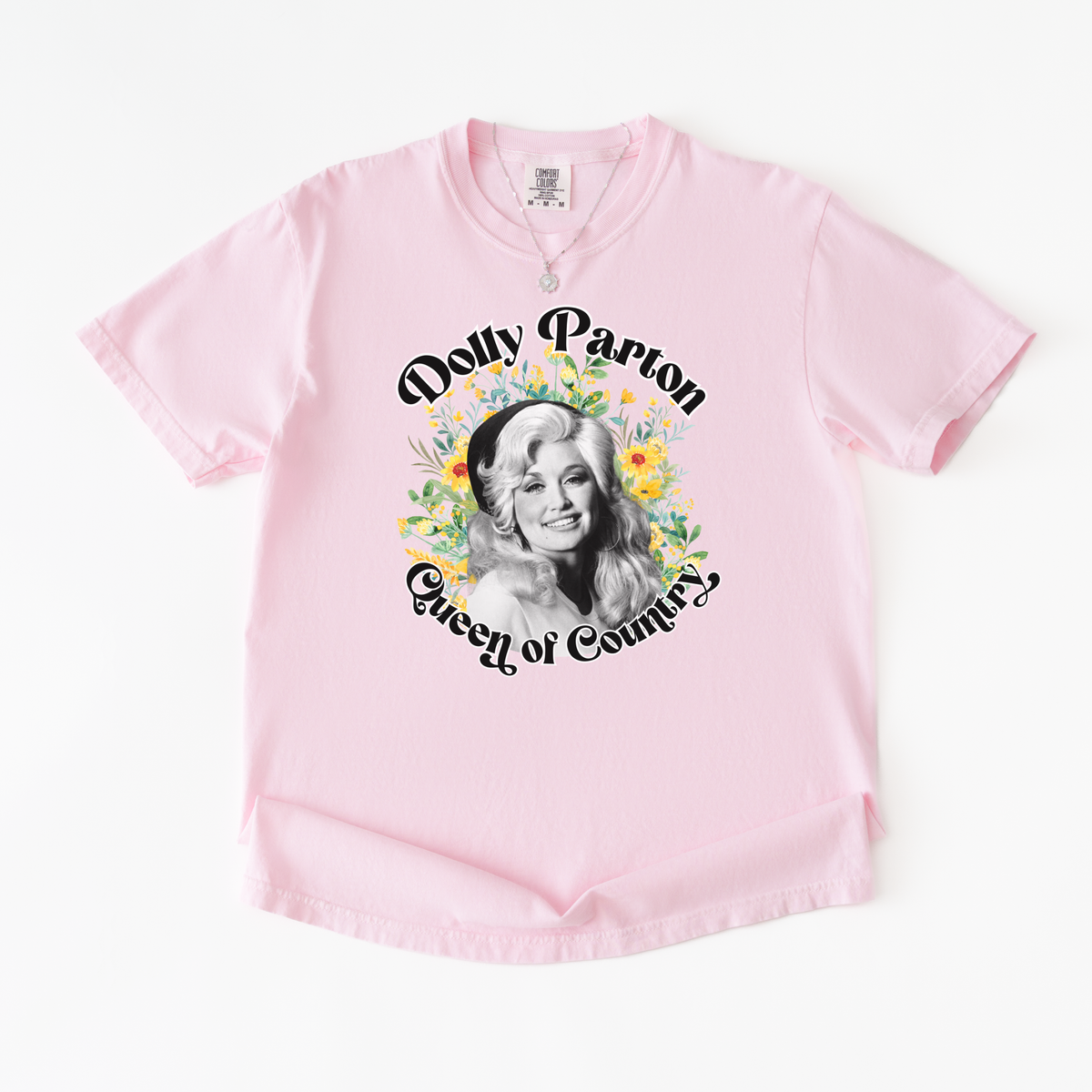 Dolly Parton "Queen of Country" Tee