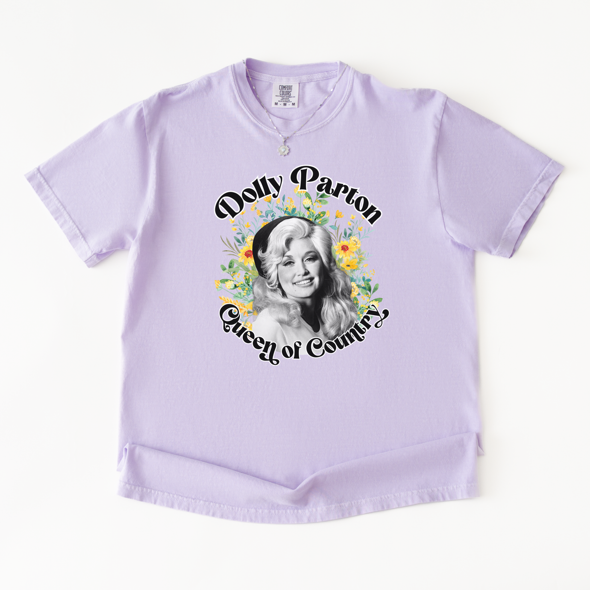 Dolly Parton "Queen of Country" Tee