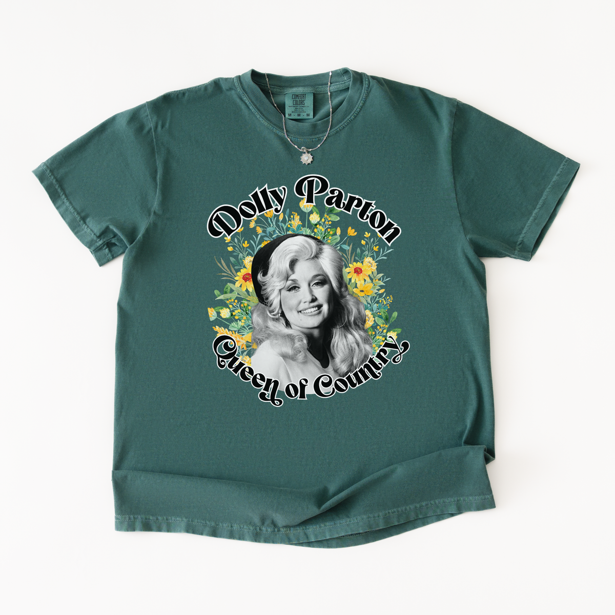 Dolly Parton "Queen of Country" Tee