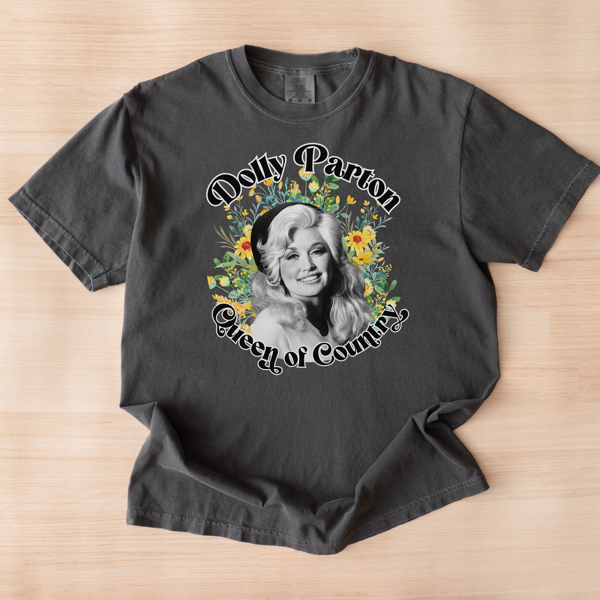 Dolly Parton "Queen of Country" Tee